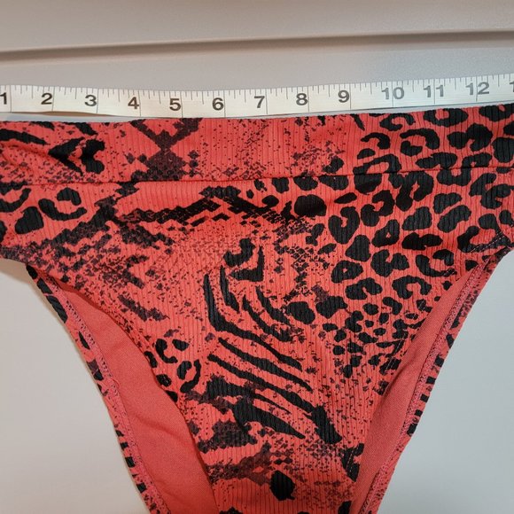 Xhilaration Tiger Bikini Swim Suit Bottom Animal Print on Ribbed Fabric - Picture 8 of 8